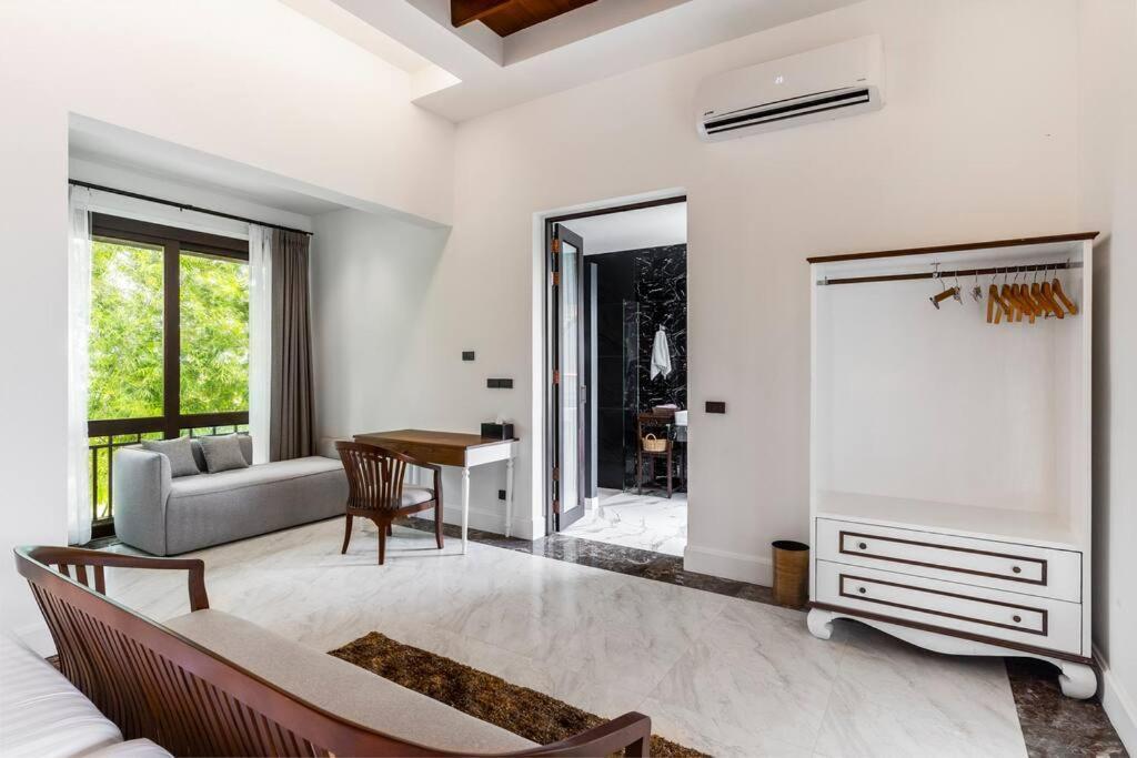 Sclass 2 Luxe Pools & Breakfast , Area Pousada