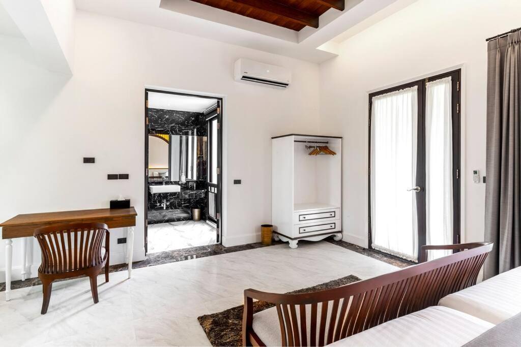 Sclass 2 Luxe Pools & Breakfast , Area Biệt thự